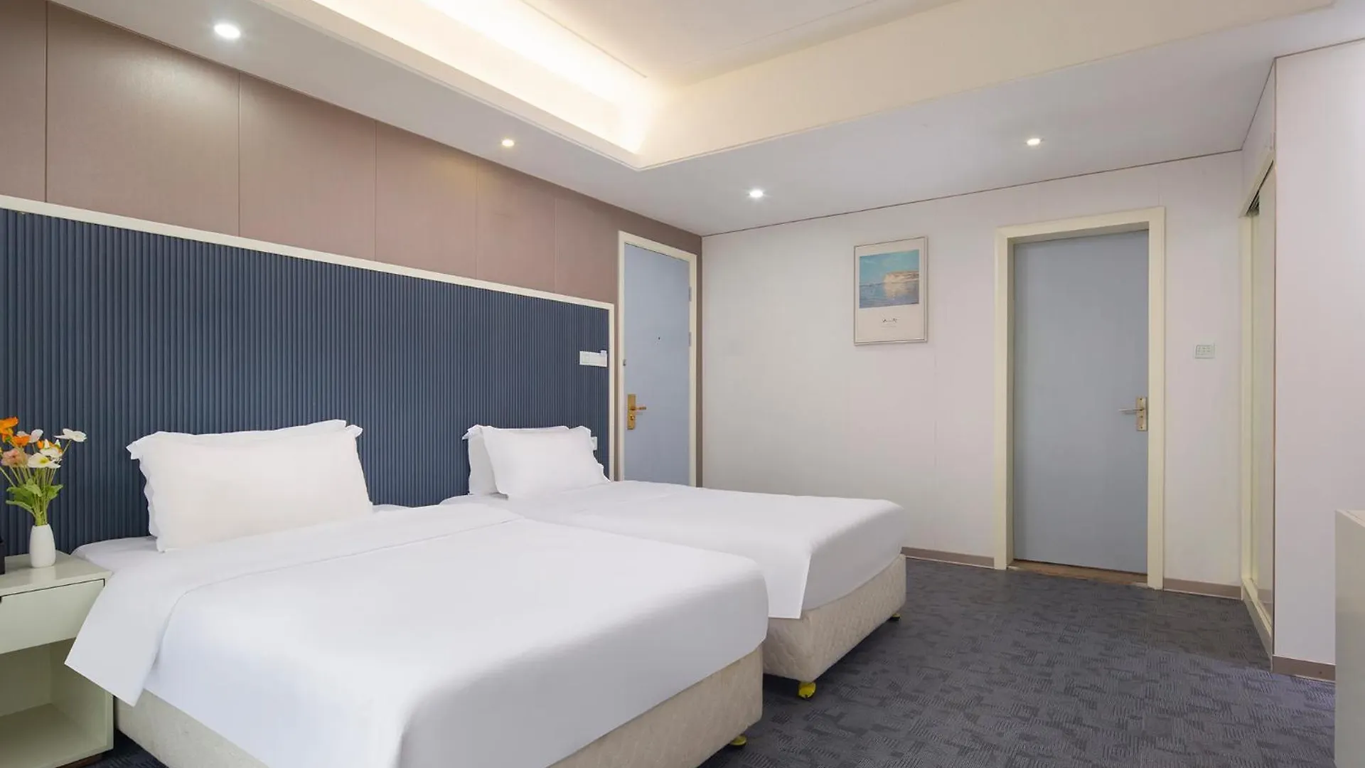 Comfort Sanya Oak Manor Hotel