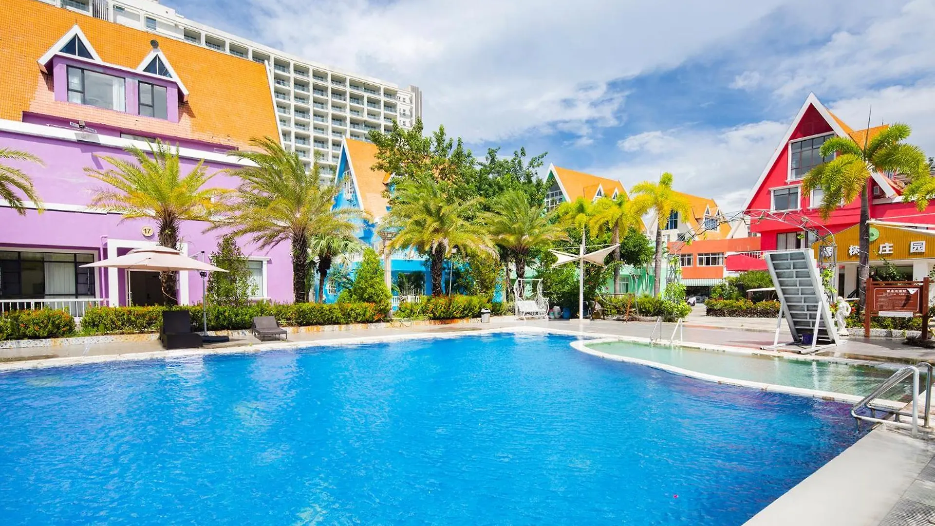 Comfort Sanya Oak Manor Hotel 3*,